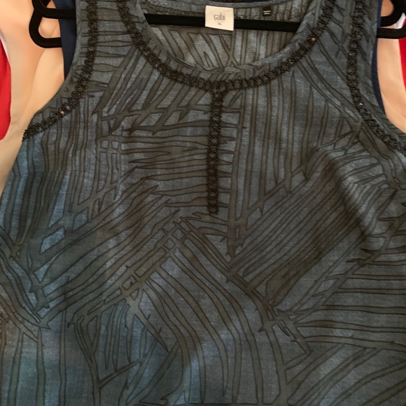 Tops - Picture 6 of 8